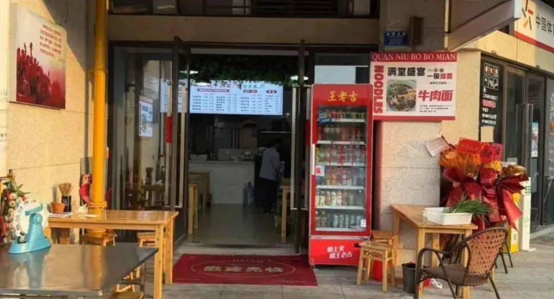 皇冠信用網结算日是哪天
_女生曝打暑假工被餐馆老板强行按摩碰到隐私部位猥亵皇冠信用網结算日是哪天
,因无监控证据求助!重庆警方介入