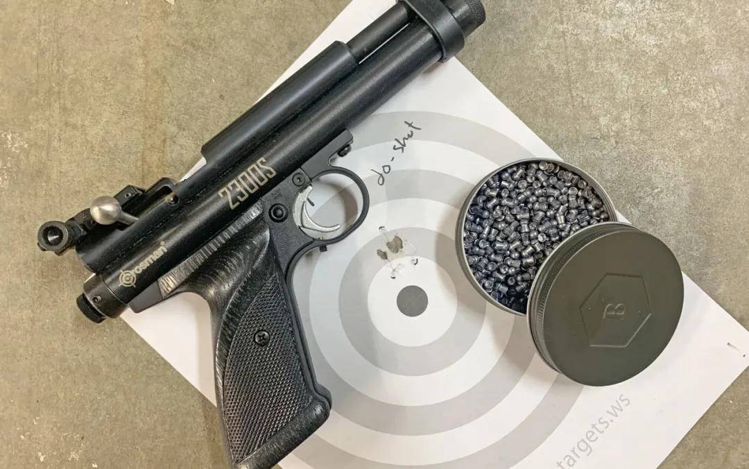 皇冠信用网代理
_头部中弹！近日安徽18岁男孩深夜遭遇枪击皇冠信用网代理
，枪是从哪来的？