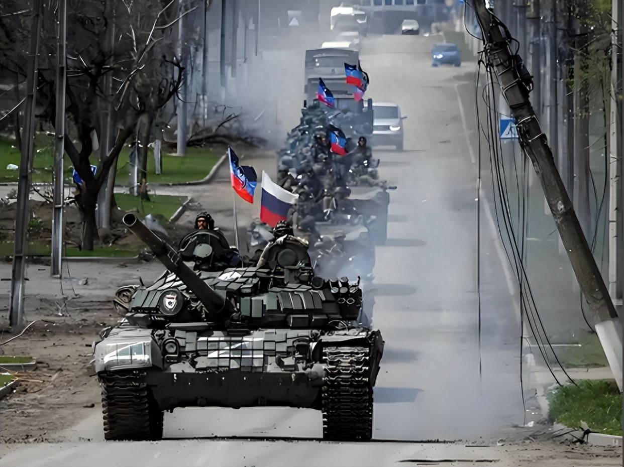 皇冠信用网如何注册
_红军城沦陷!战况让人头皮发麻:乌军一边投降皇冠信用网如何注册
,一边发起空降作战,上演送人头大戏